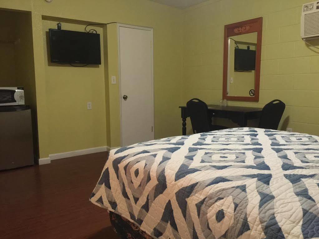Motel Royal And 2*