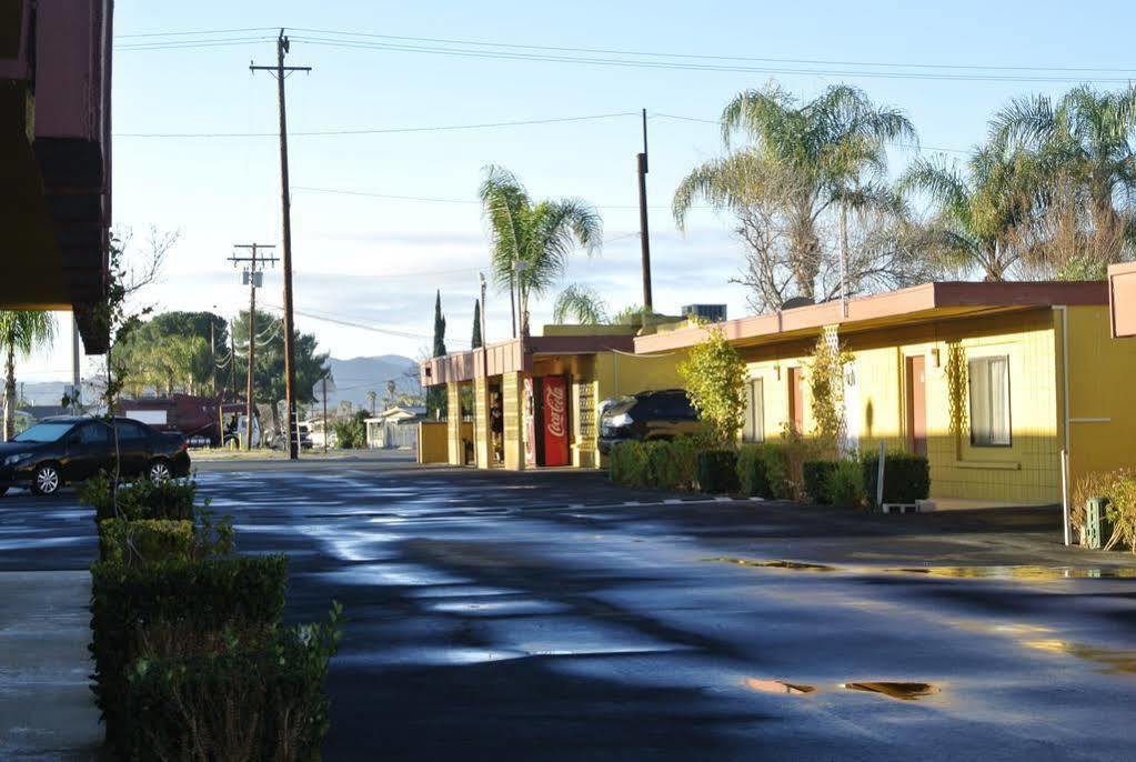 Motel Royal And Hemet